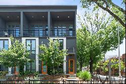 Modern Living in Light-Filled Townhome Near Ponce City Market