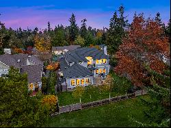 889 Cherry Ave NE, Bainbridge Island, WA 98110