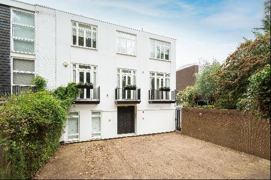 A beautiful 5 bedroom house, with off street parking.