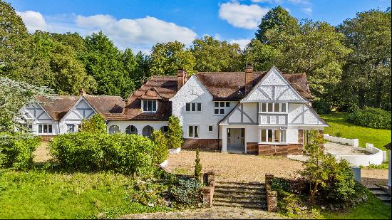 Property for sale in Pachesham Park.