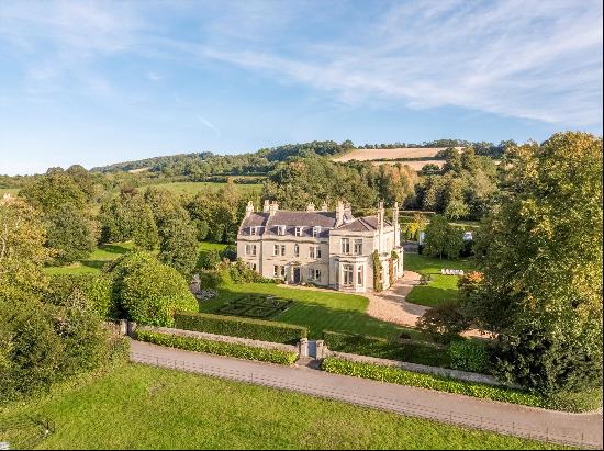 An exceptional Grade-II listed country house with land, a Dower House and 5 superb cottage