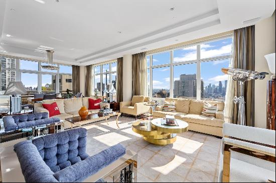 PHC offers unparalleled jaw -dropping 360-degree views of the East River, the Manhattan