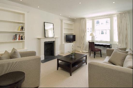 A bright one bedroom apartment for sale in Chelsea, SW10