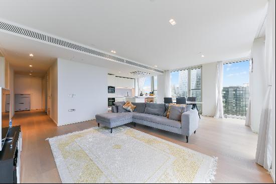 A stunning two-bedroom apartment located in the flagship South Bank Tower building, benefi