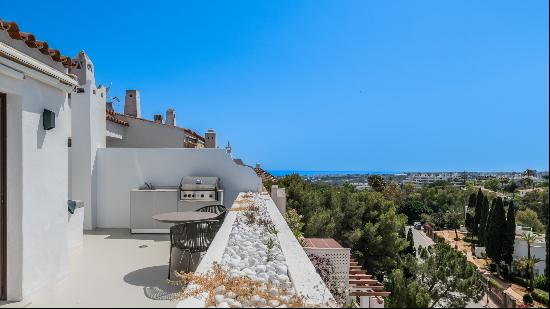 Beautiful duplex penthouse on Marbella's Golden Mile