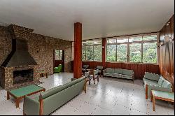 Historic property with significant development potential in Petrópolis