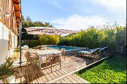 MAGNIFICENT VILLA RENOVATED WITH SWIMMING POOL IN LEGE-CAP FERRET