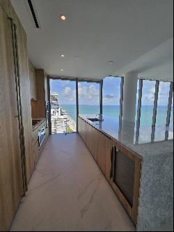 2000 S Ocean Dr,Hallandale Beach, FL, 33009