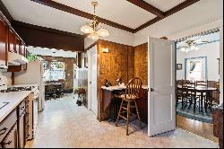 22 Broadway, Greenlawn, NY 11740