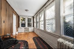 22 Broadway, Greenlawn, NY 11740