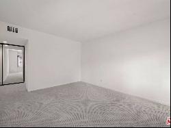 1118 3rd St Apt 202