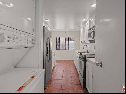 1118 3rd St Apt 202