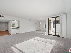 1118 3rd St Apt 202