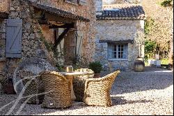 Le Rouret: charming 18th-century mill, fully restored