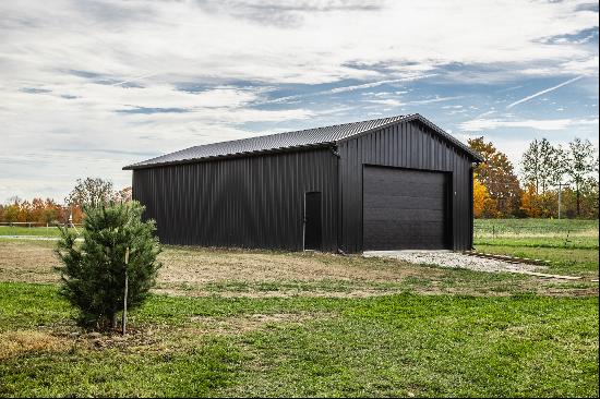 Dream Lifestyle On 5 Expansive Acres With Versatile Pole Barn