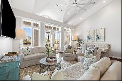 Stunning Two-Story Condo Close To Restaurants, Parks And Beach