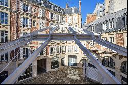 Paris 8 - Parc Monceau - 5-Bedroom Apartment - Parking