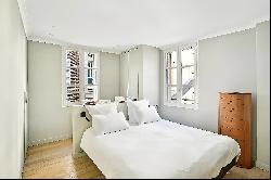 Paris 8 - Parc Monceau - 5-Bedroom Apartment - Parking