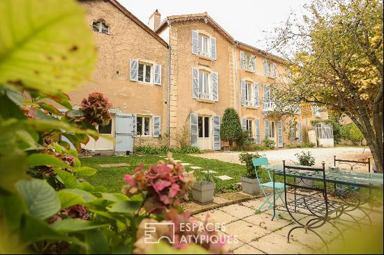 superb mansion in the heart of a renowned wine village