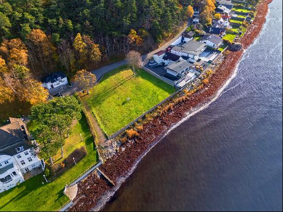 Unique Plot with an Amazing Location by the Beach