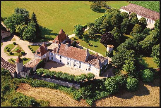 SAINT ÉMILION - MAGNIFIQUE DOMAINE HISTORIQUE – CHTEAU, DÉPENDANCES - 112 HECT…