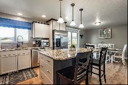 Beautifully Updated Home in the Heart of Kaysville!