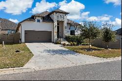 Stunning Home in Vintage Oaks! A Must See!