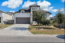 Stunning Home in Vintage Oaks! A Must See!