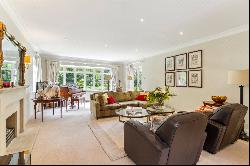 Park Grove, Little Chalfont, Buckinghamshire, HP8 4BG