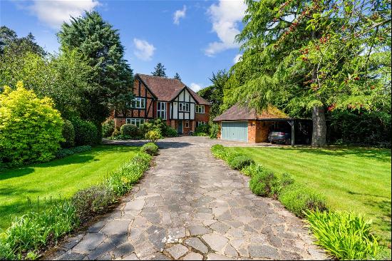 Park Grove, Little Chalfont, Buckinghamshire, HP8 4BG