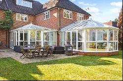 Howards Thicket, Gerrards Cross, Buckinghamshire, SL9 7NU