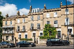 Dunsford Place, Bath, Somerset, BA2 6HF