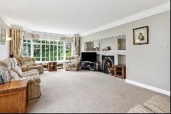 The Warren, Ashtead, Surrey, KT21 2SE