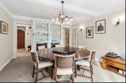 The Warren, Ashtead, Surrey, KT21 2SE