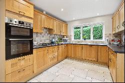 Forest Lane, East Horsley, Leatherhead, Surrey, KT24 5HU