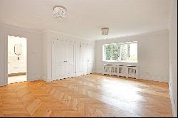 Englemere Park, Oxshott, Surrey, KT22 0QS