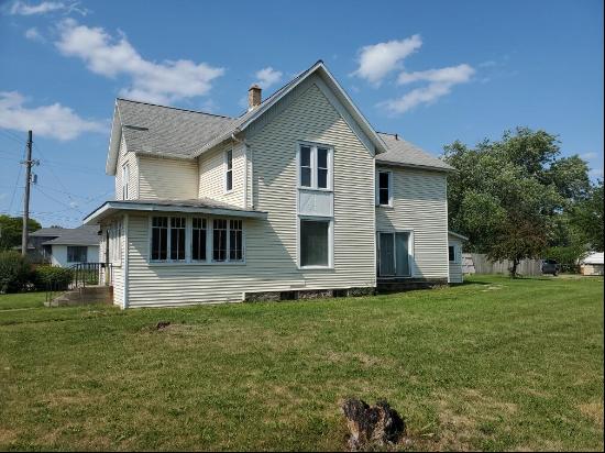 409 N Nottawa Street, Sturgis MI 49091