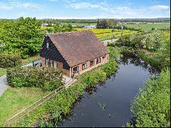 Rawreth Lane, Rawreth, Wickford, Essex, SS11 8SS