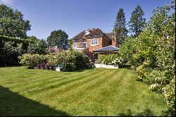 Warren Drive, Kingswood, Tadworth, Surrey, KT20 6PZ