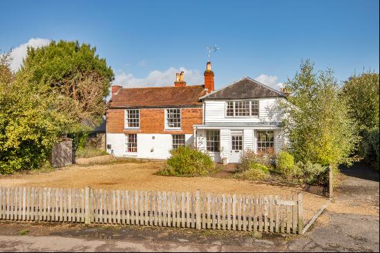 The Moor, Hawkhurst, Cranbrook, Kent, TN18 4NX