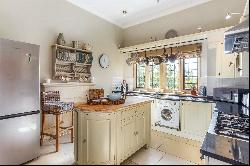 Gyde House, Gyde Road, Painswick, Gloucestershire, GL6 6RR