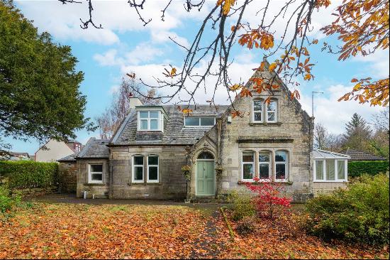 Kirkford House, 2 Cutstraw Road, Stewarton, Kilmarnock, KA3 5HX