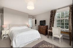 Berkeley Place, Wimbledon, London, SW19 4NN