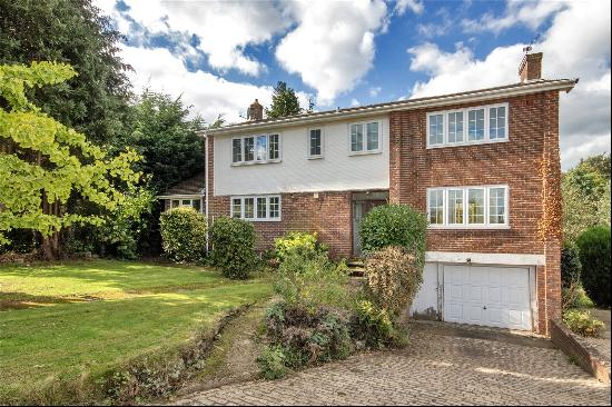 Chipstead Park Close, Sevenoaks, Kent, TN13 2SJ