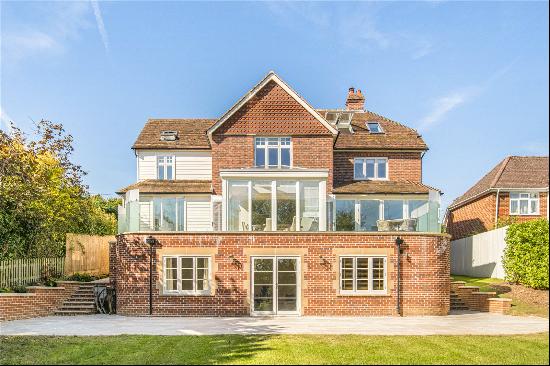 Deanfield Avenue, Henley-On-Thames, Oxfordshire, RG9 1UE