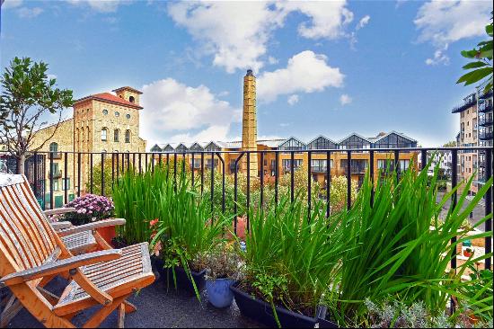 Taffrail House, Burrells Wharf Square, Isle Of Dogs, London, E14 3TG