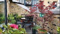 Taffrail House, Burrells Wharf Square, Isle Of Dogs, London, E14 3TG