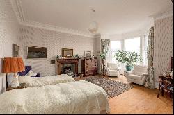 Corrennie Gardens, Morningside, Edinburgh, EH10 6DG