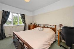 Southfields, East Molesey, Surrey, KT8 0BP