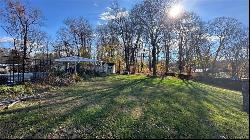 3 Greentree Drive S #2, Hyde Park NY 12538